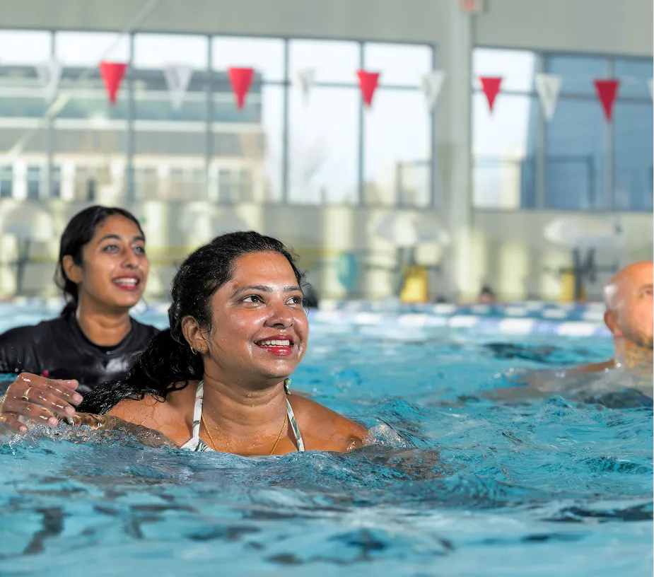 Women in swimming pool
